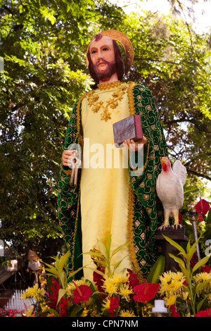 Défilé cérémonial traditionnel de Pâques avec les Saints. La ville de Cebu, Cebu, Visayas, Philippines. Banque D'Images