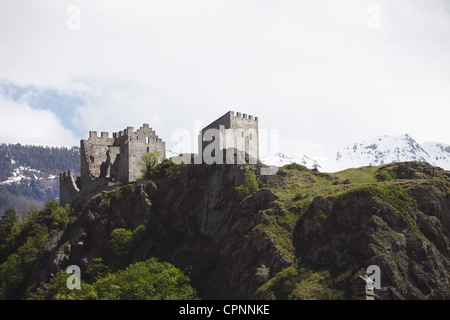 Les ruines du château de tourbillon à Sion, la capitale du canton du Valais, Suisse Banque D'Images