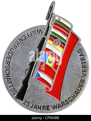 Politique, Pacte de Varsovie, fraternité dans les armes 80, anniversaire de 25 ans Traité de Varsovie Organisation d'amitié, de coopération et d'entraide, pacte d'entraide militaire, établi en 1955, Allemagne de l'est, 1980, droits additionnels-Clearences-non disponible Banque D'Images