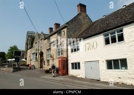 Somerset Wedmore Uk. George Inn Hôtel et pub. HOMER SYKES Banque D'Images