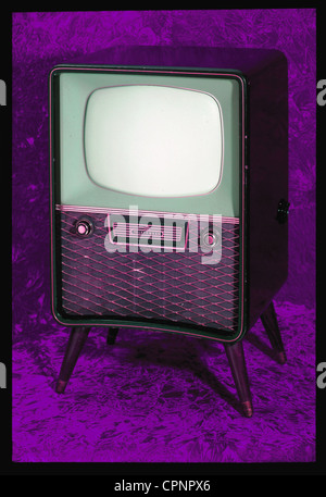 Broadcast, télévision, téléviseur, appareil autonome Telefunken FE 12/43 St, tube d'image de 43 centimètres, monochrome, châssis: Bois exotiques ultra-brillant poli, 1956, droits supplémentaires-Clearences-non disponible Banque D'Images