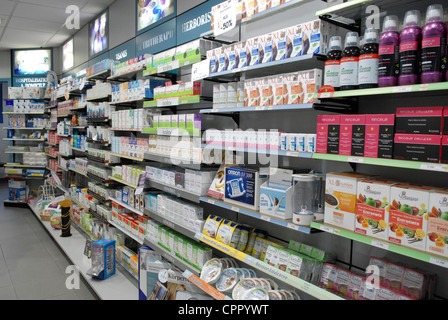 Intérieur D'UNE PHARMACIE Banque D'Images