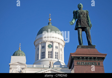 Statue du tsar de Russie Alexandre II. La place du Sénat, Helsinki, Finlande Banque D'Images