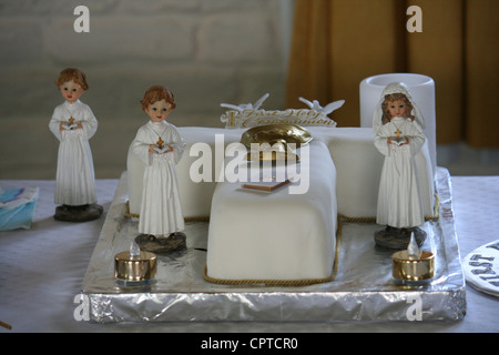 Gâteau confirmation Communion Banque D'Images