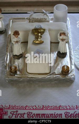 Gâteau confirmation Communion Banque D'Images