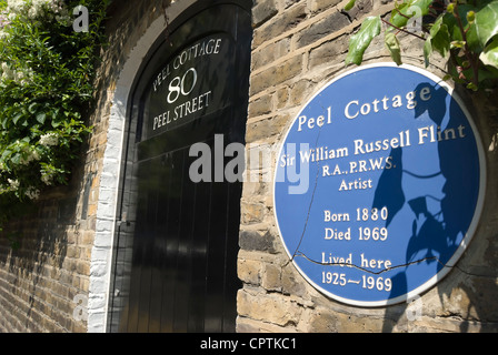 Entrée privée et blue plaque marquant peel cottage, une maison d'artiste : sir William Russell flint, Kensington, Londres, Angleterre Banque D'Images