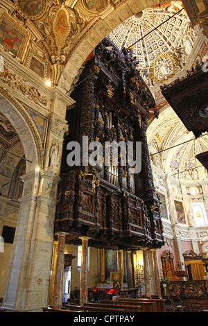 L'orgue baroque de la Basilique de la Madonna Di Tirano ou l'église de la Sainte Vierge, Tirano, Italie Banque D'Images