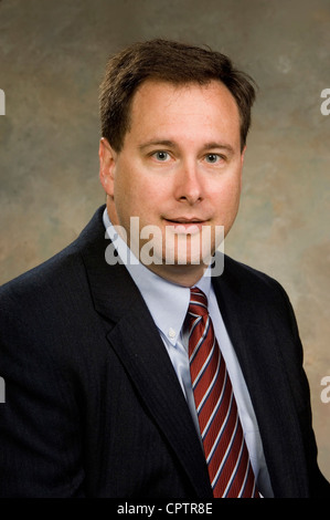 Portrait officiel de la NASA Robert Lightfoot, directeur par intérim du centre Marshall Space Flight Center en juin 2009. Banque D'Images