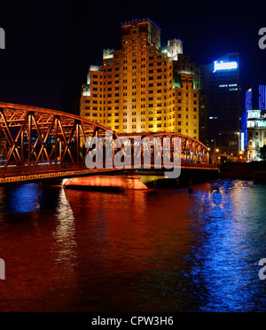 Broadway Mansion Hotel Shanghai et extérieur, Baidu, pont au-dessus de la rivière Qianlvchen la Nuit de Chine Banque D'Images