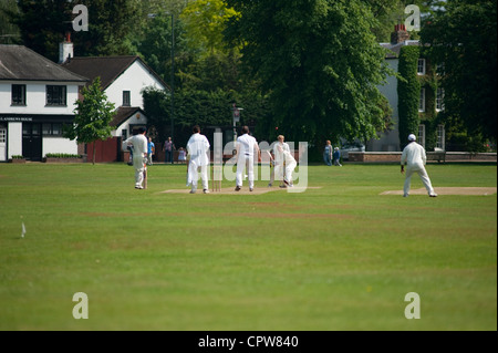 Village de cricket à Ham Common dans le London Borough of Richmond upon Thames, Angleterre, RU Banque D'Images