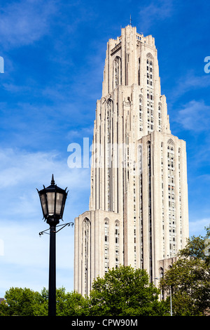 Tour de la cathédrale de l'apprentissage à l'Université de Pittsburgh Banque D'Images