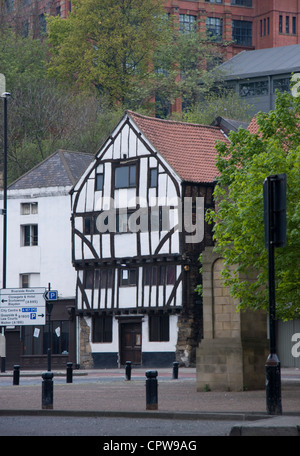 La tonnellerie. Un ancien public house Newcastle sur quais. Banque D'Images