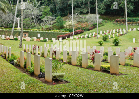 Les pierres tombales au cimetière de guerre de Kandy, Kandy, Sri Lanka Banque D'Images