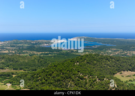 Vue panoramique sur le paysage de Minorque comme vu à partir du point le plus haut monte toro espagne Minorque Banque D'Images