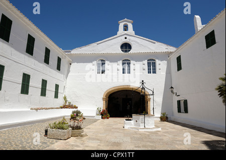 Cour sanctuaire couvent au sommet du Monte toro espagne Minorque Banque D'Images