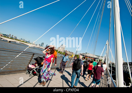 Hungerford passerelle au-dessus de la rivière Thames, à Southbank, Londres, nited Kingdom Banque D'Images