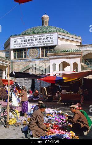 La Chine, la Province du Xinjiang, Kashgar (Kashi), souk de la soie Banque D'Images