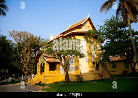 Laos Luang Prabang, inscrite au Patrimoine Mondial de l'UNESCO, en français, maison coloniale restaurée avec des financements de l'UNESCO Banque D'Images