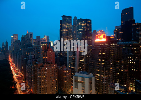 United States, New York, Manhattan, vue depuis l'hôtel Mandarin Oriental à Central Park et Midtown avec CNN building Banque D'Images