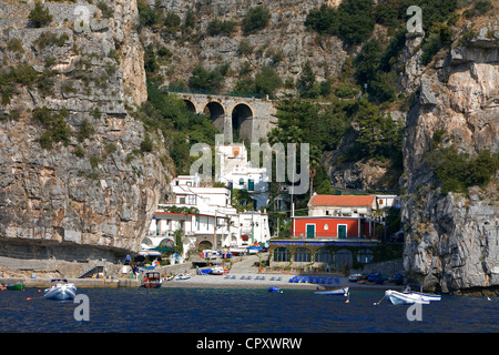 L'Italie, la Campanie, la Côte Amalfitaine, classée au Patrimoine Mondial de l'UNESCO, Praiano, Marina di Praia Banque D'Images