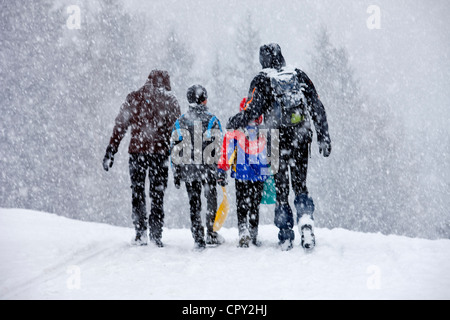 France, Savoie, Naves, vallée de la Tarentaise, à pied sous la neige un soaker Banque D'Images