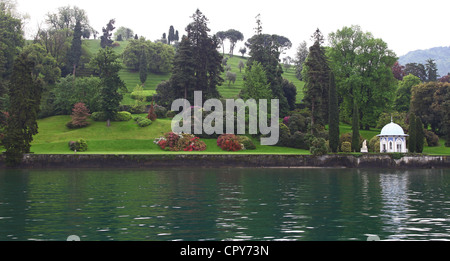 Style mauresque temple classique dans les jardins de la Villa Melzi Bellagio Lac de Côme Italie Lacs Italiens Banque D'Images