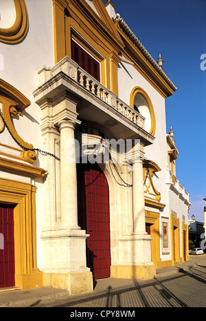 Espagne, Andalousie, Sevilla, façade et porche de la Plaza de Toros de la Maestranza Banque D'Images