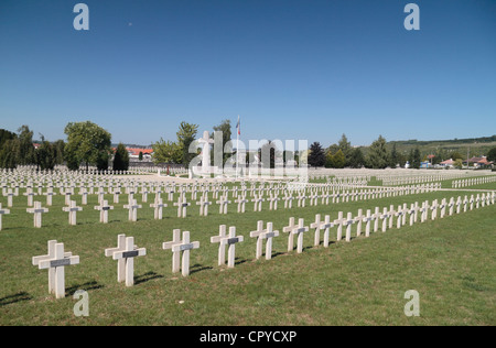 L'Verdun-Sur-Meuse (Faubourg Pave) Cimetière National Français, Verdun, France. Banque D'Images