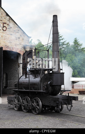 Locomotive à vapeur de répliques sur Pockerly wagonway l'éléphant à vapeur, Beamish Museum, Angleterre du Nord-Est, Royaume-Uni Banque D'Images