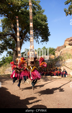 Mali, Pays Dogon, les Falaises de Bandiagara, inscrite au Patrimoine Mondial de l'UNESCO, les masques Maison Banque D'Images