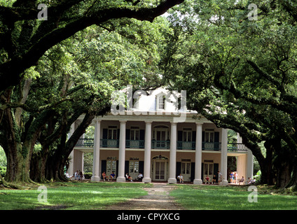 United States Louisiana Vacherie la plantation d'Oak Alley antebellum mansion dans Mississippi River banks construit en 1837 avant Banque D'Images