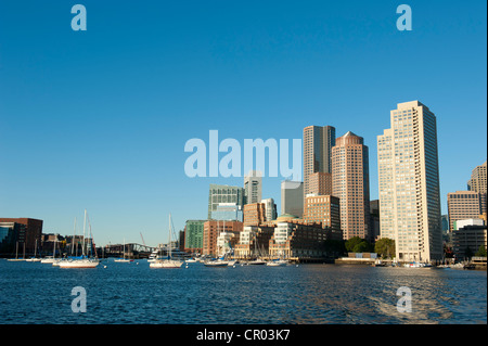 Skyline, Rowes Wharf, Financial District, vue depuis le port de Boston, Boston, Massachusetts, New England, USA, Amérique du Nord Banque D'Images