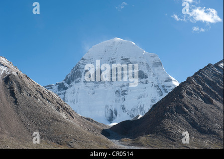 Le bouddhisme tibétain, snow-capped Mont Kailash, côté nord, Gang Rinpoche, chemin de pèlerinage, Kora, Ngari Banque D'Images