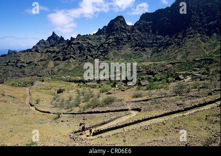 Le Cap Vert, l'île de Santo Antao, Cha de morte, route de campagne de Bordera Banque D'Images