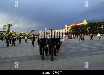 La Chine, Beijing, défilé militaire sur la place Tian An Men Banque D'Images