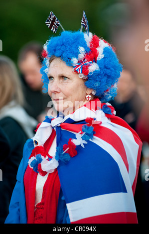 Reveler participant à la célébration du Jubilé de diamant de la Reine à Hyde Park, Londres 2012 Banque D'Images