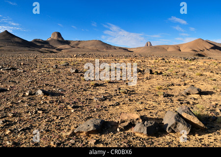 Paysage volcanique du Hoggar, l'Atakor, Montagnes, Wilaya d'Ahaggar Tamanrasset, Algérie, Sahara, Afrique du Nord Banque D'Images