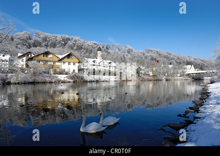 Wolfratshausen avec l'église paroissiale de Saint André, Loisach, Haute-Bavière, Bavière, Allemagne, Europe, PublicGround Banque D'Images