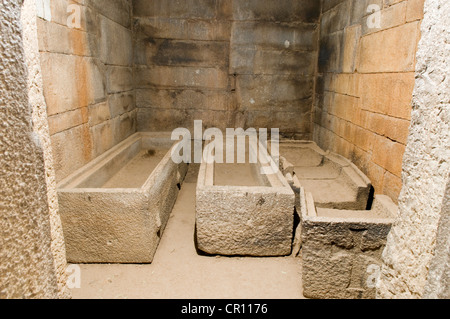 L'Éthiopie, région du Tigré, ville d'Axum, ruines de la vieille ville classée au Patrimoine Mondial par l'UNESCO, le tombeau de l'Empereur Kaleb Banque D'Images
