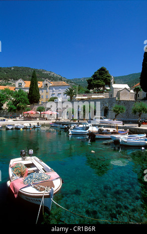 La Croatie, Dalmatie, côte dalmate, île de Brac, Supetar Banque D'Images