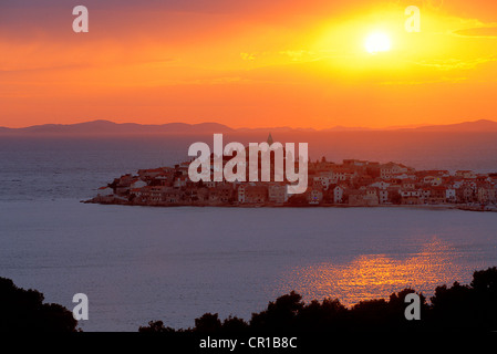 La Croatie, Dalmatie, côte dalmate, Primosten Banque D'Images