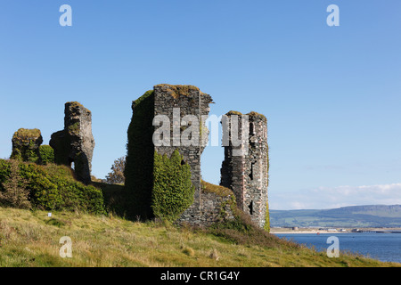 Ruines du château vert, Greencastle, péninsule d'Inishowen, County Donegal, Ireland, British Isles, Europe, PublicGround Banque D'Images