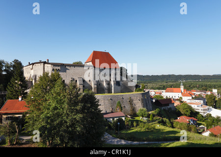 Le château de Burg Tittmoning, Rupertiwinkel, Haute-Bavière, Bavière, Allemagne, Europe, PublicGround Banque D'Images
