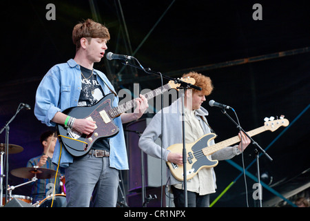 Robert Milton et Trev aka Lawrence Cole de chien est mort à l'évolution Festival 2012 à Spillers Quai dans Newcastle upon Tyne UK Banque D'Images