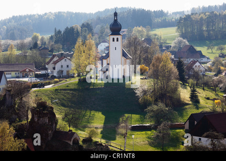 Baernfels, avec Maria Schnee fille église, municipalité de Obertrubach, la Suisse franconienne, Haute-Franconie, Franconia Banque D'Images