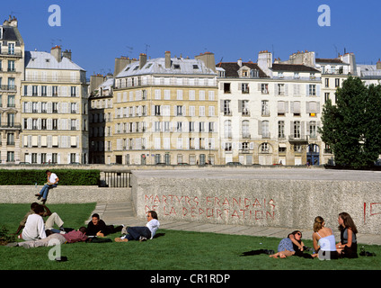 France, Paris, Ile de la Cite, le jardin devant le Mémorial des martyrs de la Déportation Banque D'Images