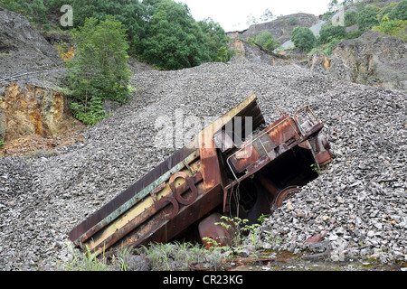 Chariot de mine de cuivre de Panguna, fermé en 1989 en raison d'un sabotage par l'Armée révolutionnaire de Bougainville. La Papouasie-Nouvelle-Guinée Banque D'Images