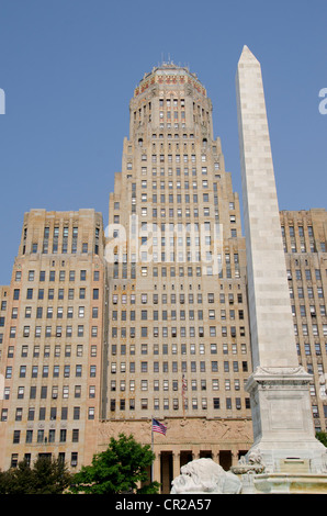 New York, Buffalo, l'hôtel de ville. quartier historique art déco avec le monument mckinley, 96-pied grand obélisque à Niagara Square.