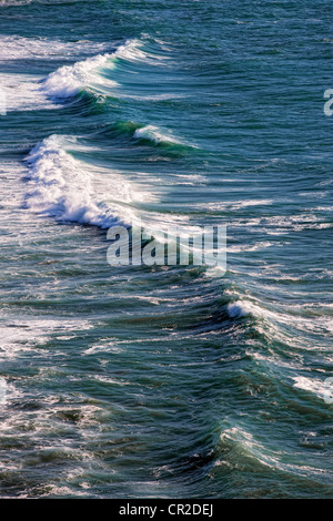 La beauté de vagues et de surf le long de la côte sud de l'Oregon comté de Curry à Boardman State Park. Banque D'Images