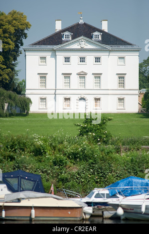 Marble Hill House, une villa du xviiie siècle situé sur les rives de la Tamise près de Richmond, au sud-ouest de Londres, Royaume-Uni Banque D'Images